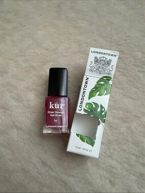 Londontown Sheer Strength Nail Blush in Hibiscus